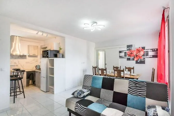 Apartamento T3 Lumineux, 5pers, 2 Chambres, Wifi Et Parking